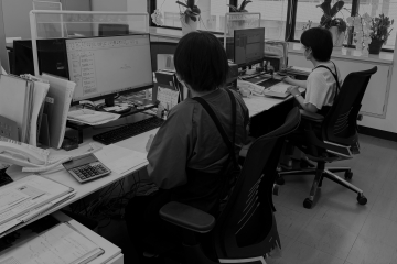 事務の様子